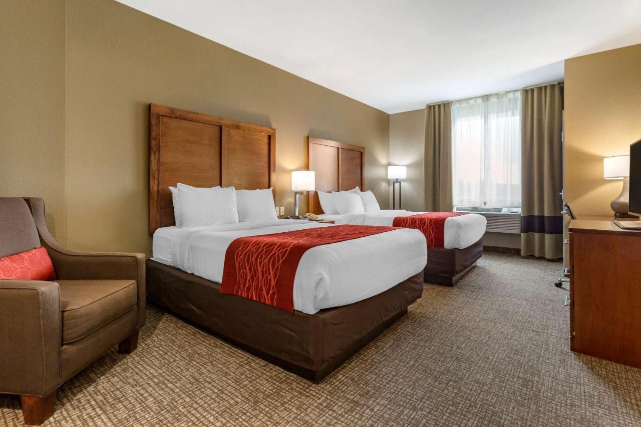 Comfort Inn & Suites Near Mt Rushmore Хилл-Сити Экстерьер фото