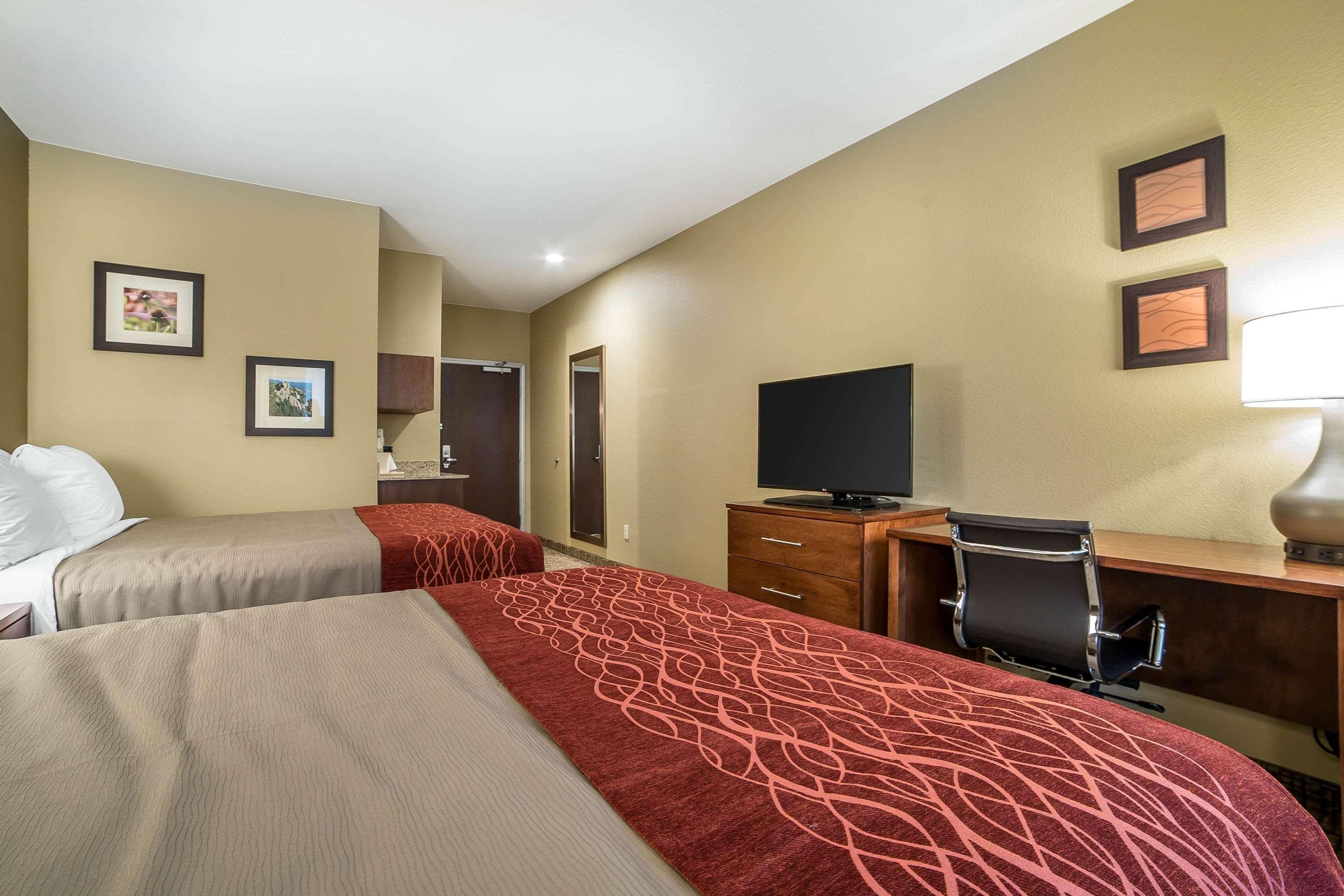 Comfort Inn & Suites Near Mt Rushmore Хилл-Сити Экстерьер фото