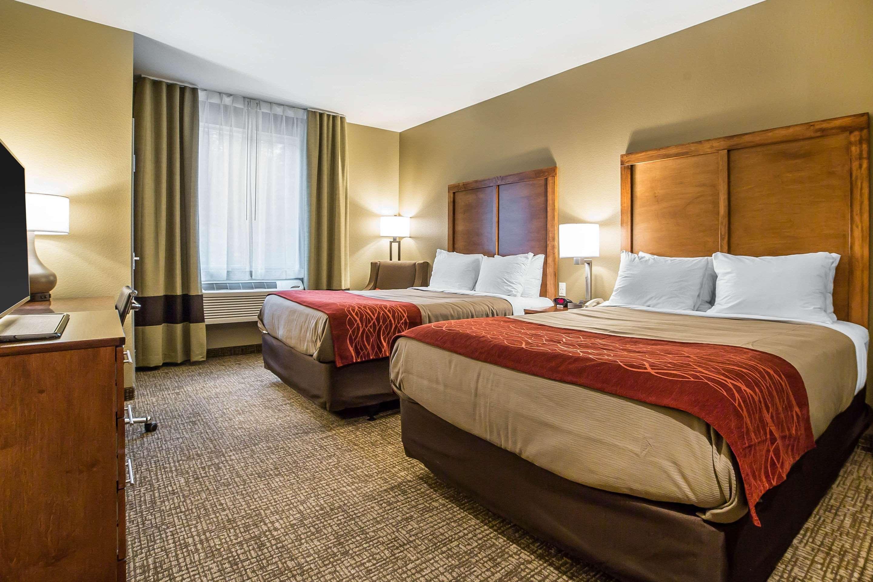 Comfort Inn & Suites Near Mt Rushmore Хилл-Сити Экстерьер фото