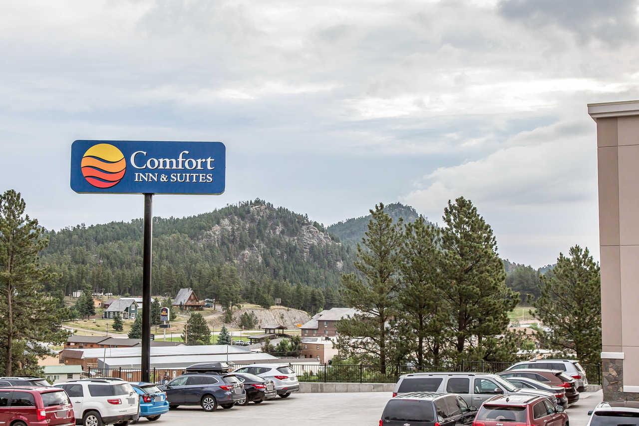 Comfort Inn & Suites Near Mt Rushmore Хилл-Сити Экстерьер фото