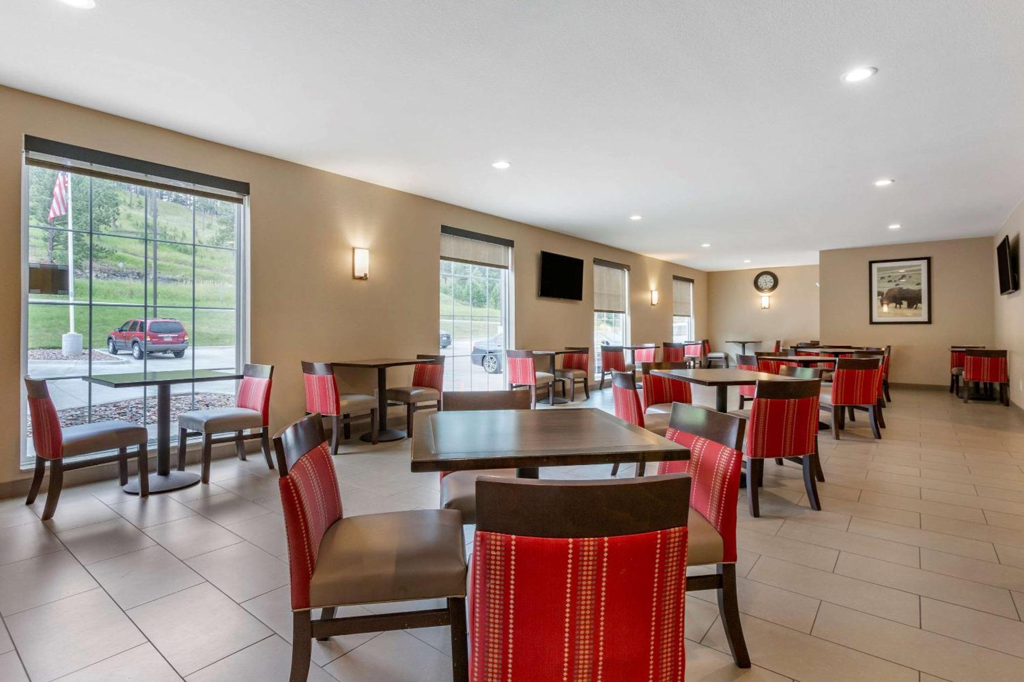 Comfort Inn & Suites Near Mt Rushmore Хилл-Сити Экстерьер фото