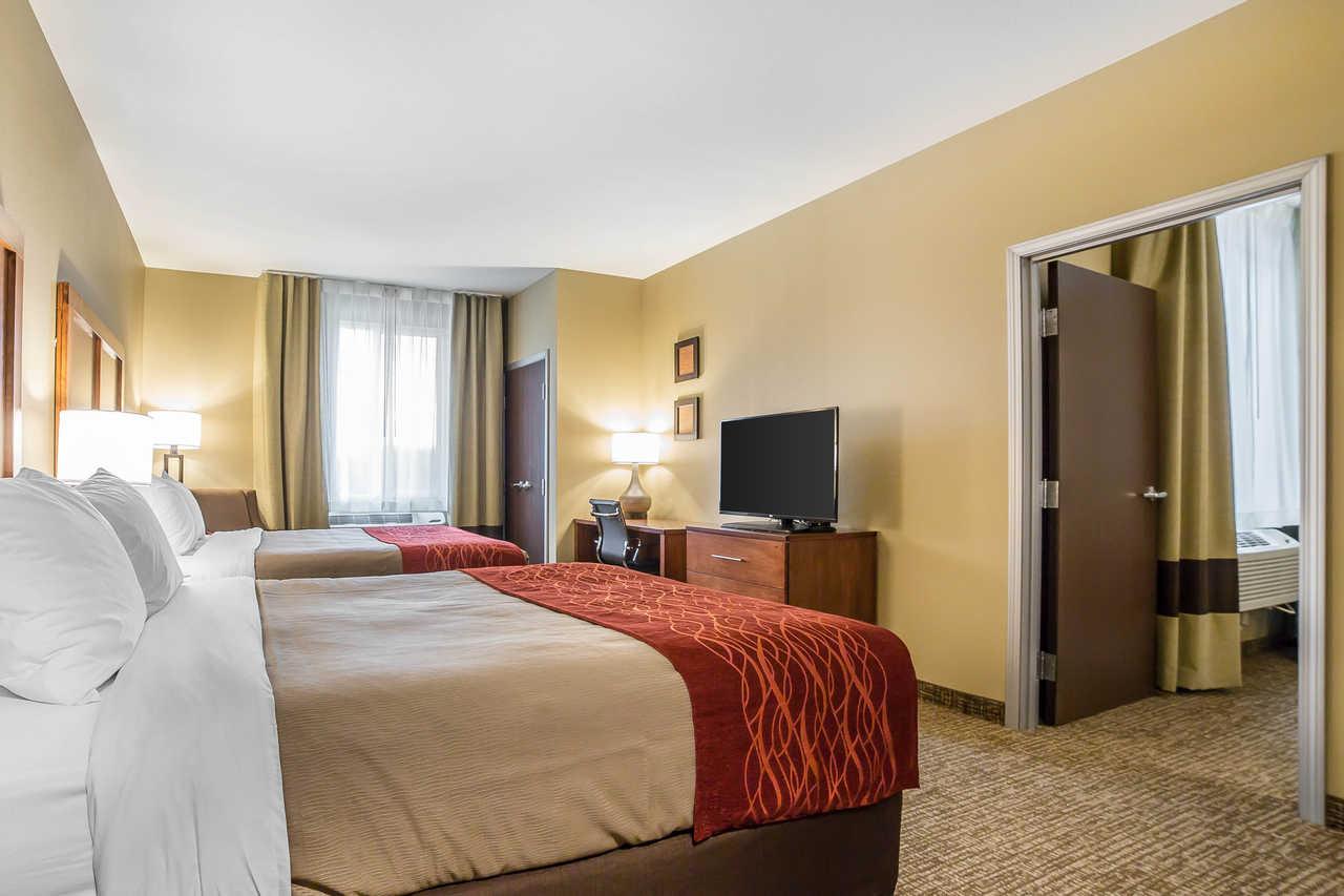 Comfort Inn & Suites Near Mt Rushmore Хилл-Сити Экстерьер фото